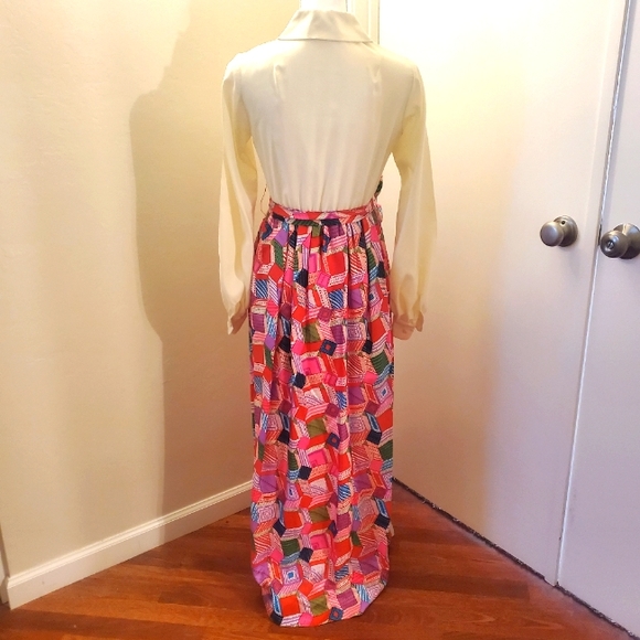 Vintage maxi 70s / late 60s Abercrombie & Fitch mod pattern long sleeve dress - Picture 5 of 8